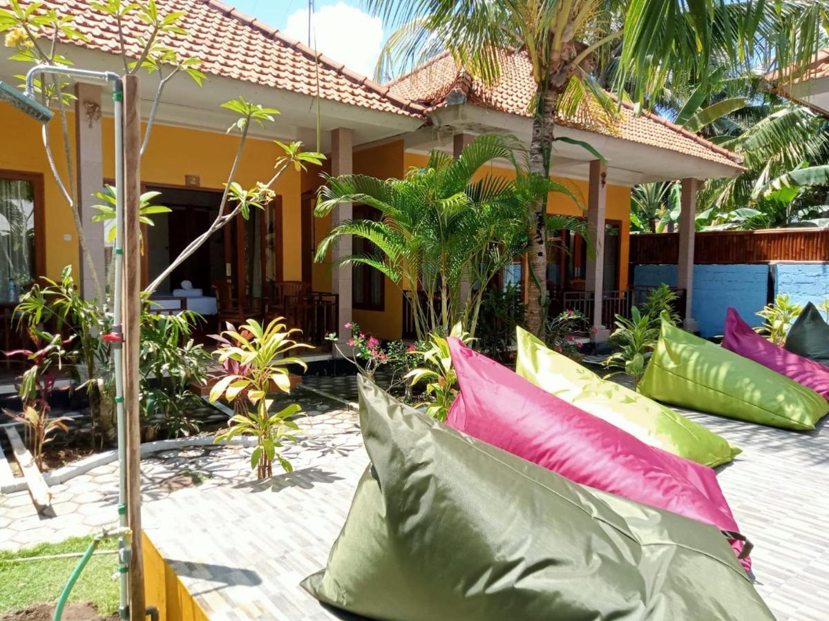 Yellow Bridge Guest House Lembongan Buitenkant foto