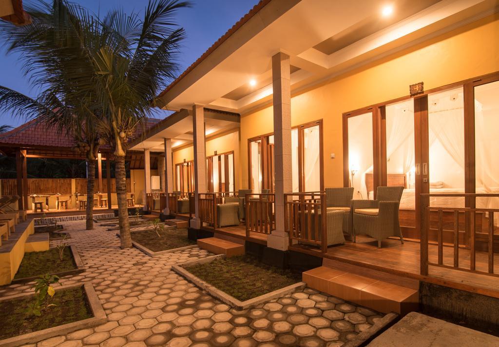 Yellow Bridge Guest House Lembongan Buitenkant foto